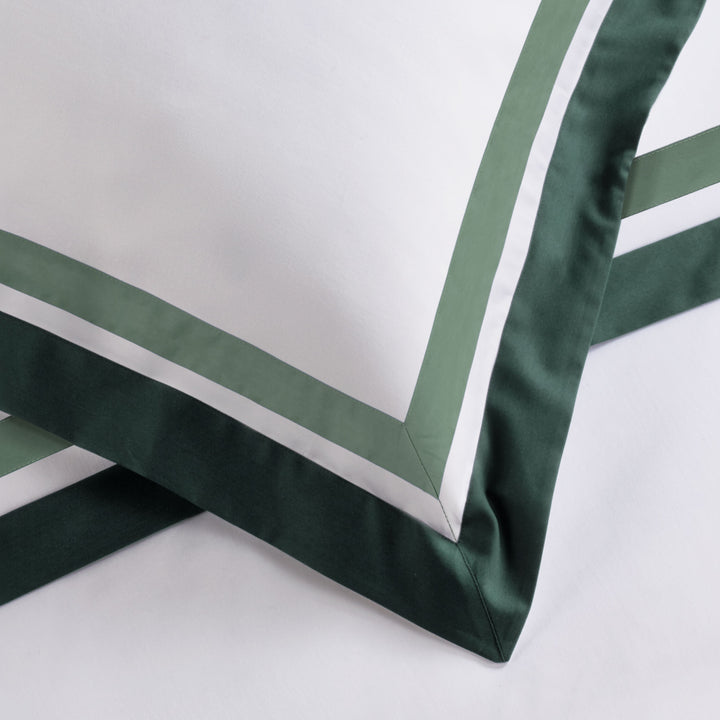 Linea Sham