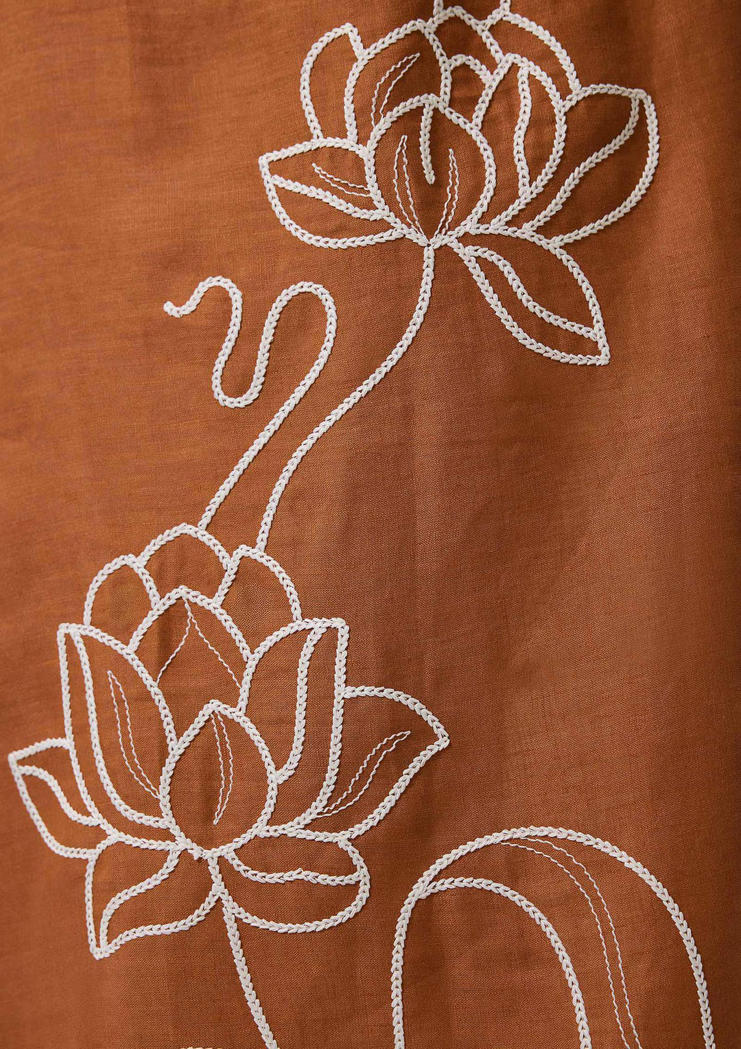 Lotus Flow Nakışlı Midi Elbise